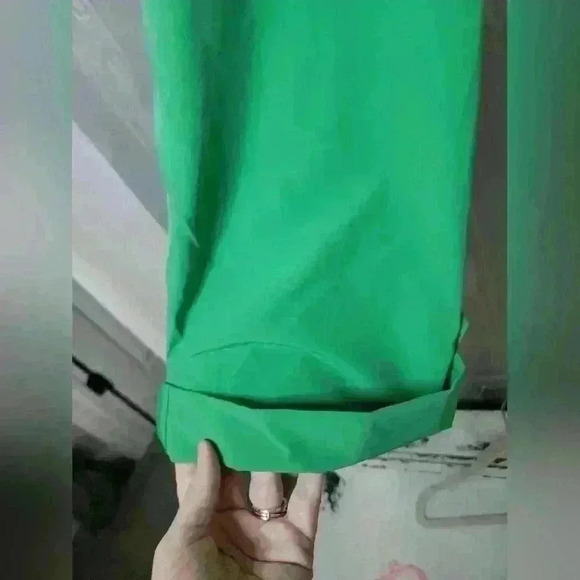 Chicos green cropped pants size 3.5 = LG - Picture 5 of 8